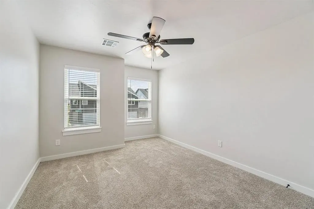 Photo 10 — 19505 Molly Place, Edmond, OK 73012