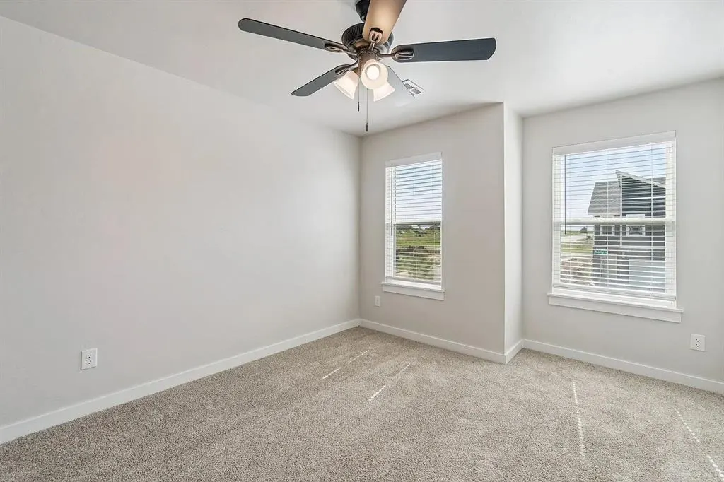 Photo 11 — 19505 Molly Place, Edmond, OK 73012