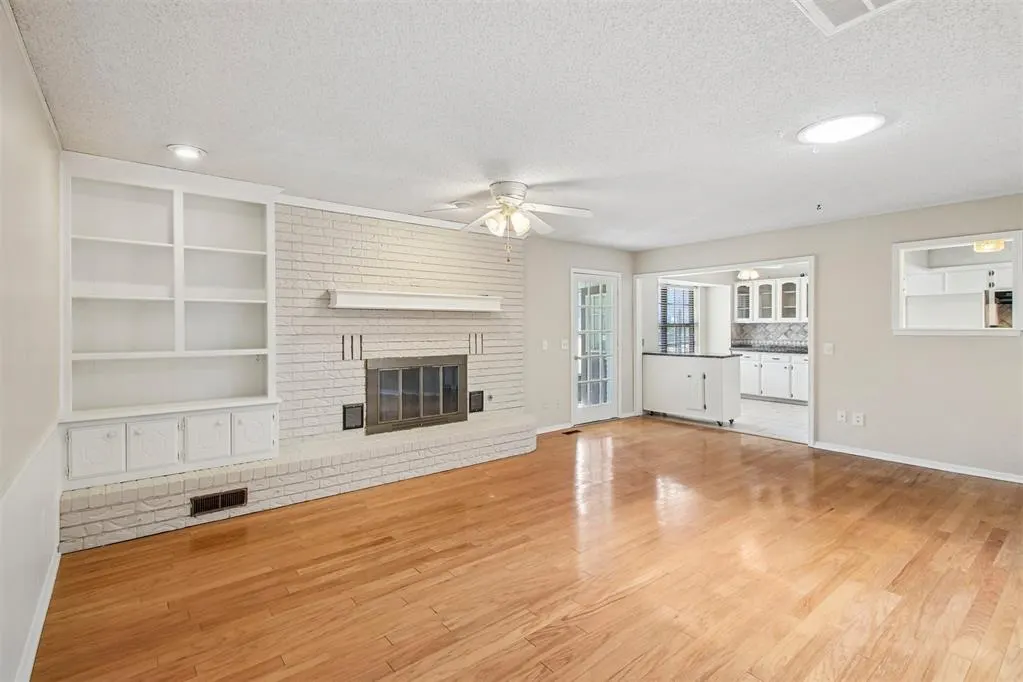 Photo 6 — 812 Dripping Springs Drive, Edmond, OK 73034