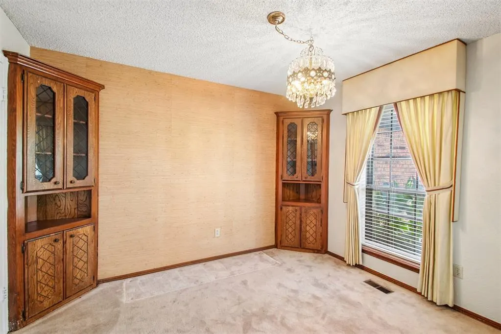 Photo 19 — 812 Dripping Springs Drive, Edmond, OK 73034