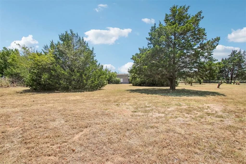 Photo 38 — 812 Dripping Springs Drive, Edmond, OK 73034