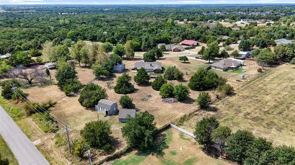 Photo 48 — 812 Dripping Springs Drive, Edmond, OK 73034