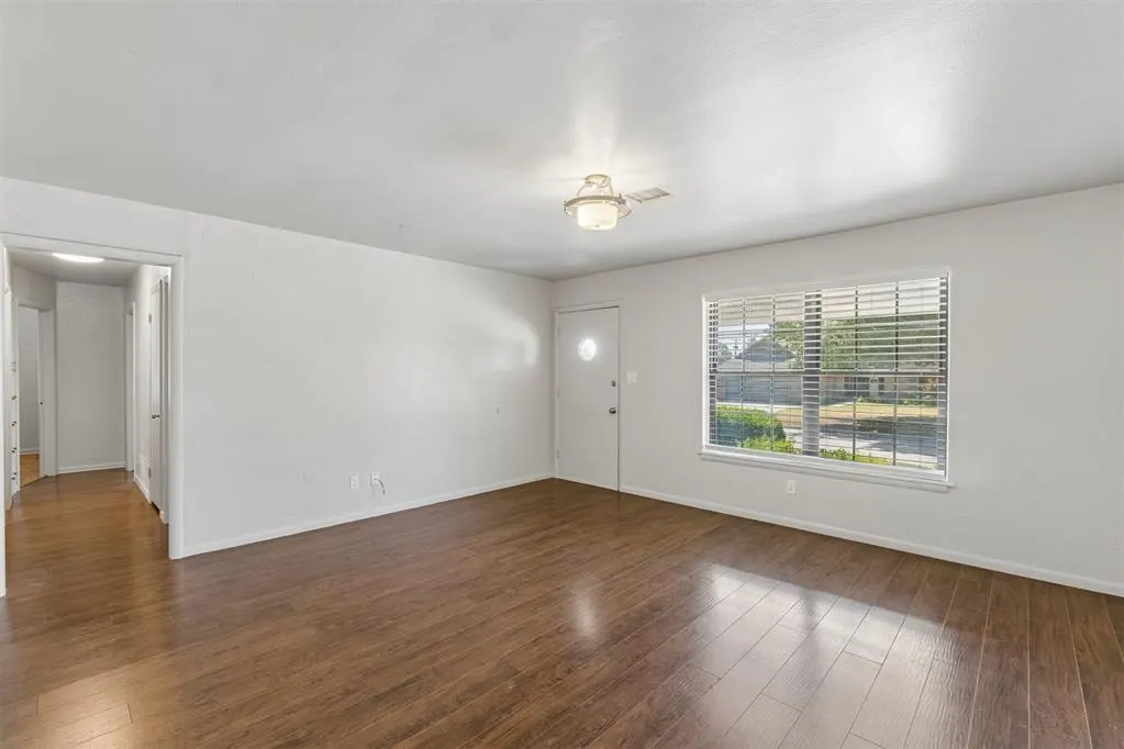 Photo 6 — 1407 Lindale Avenue, Norman, OK 73069