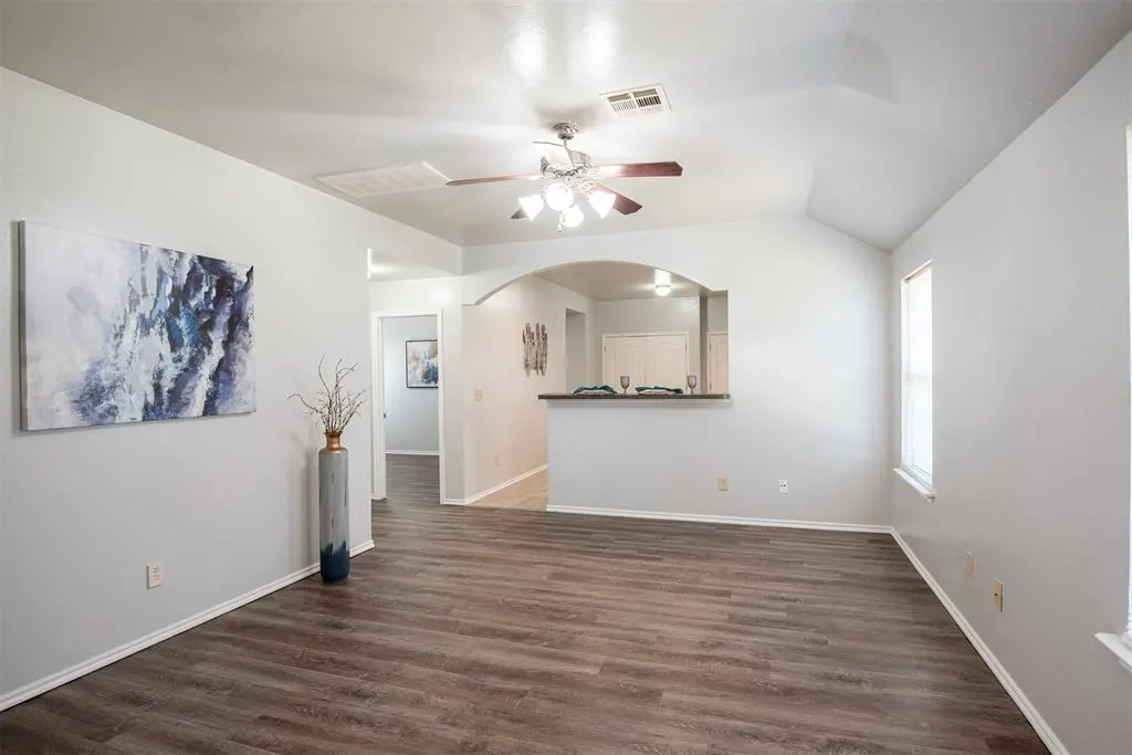 Photo 5 — 8109 Frye Lane, Oklahoma City, OK 73135