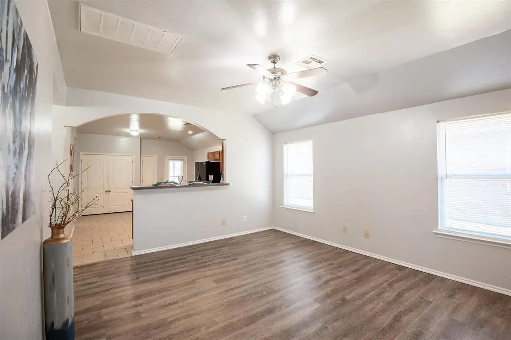 Photo 6 — 8109 Frye Lane, Oklahoma City, OK 73135