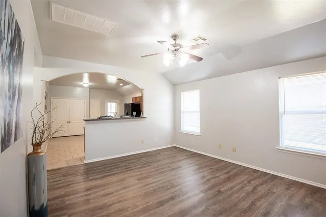 Photo 6 — 8109 Frye Lane, Oklahoma City, OK 73135