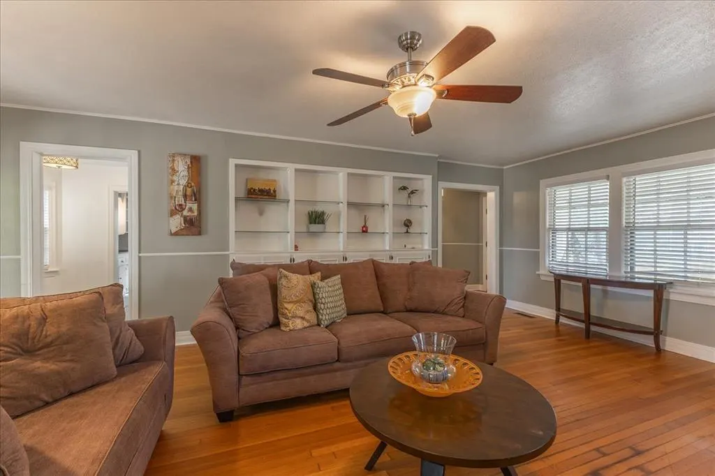 Photo 10 — 2115 NW 25th Street, Oklahoma City, OK 73107