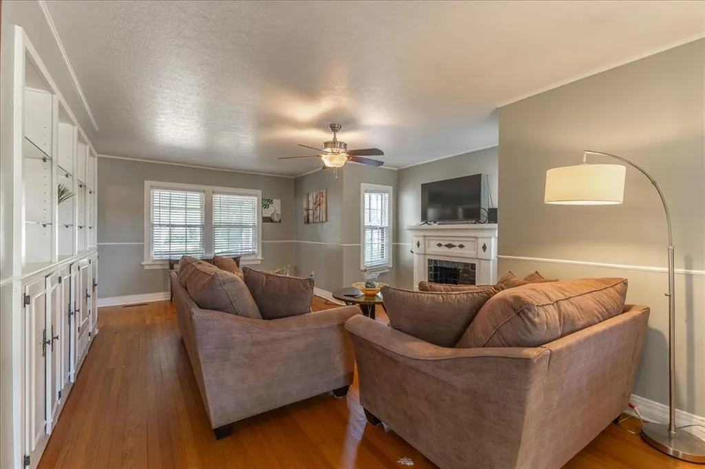 Photo 12 — 2115 NW 25th Street, Oklahoma City, OK 73107