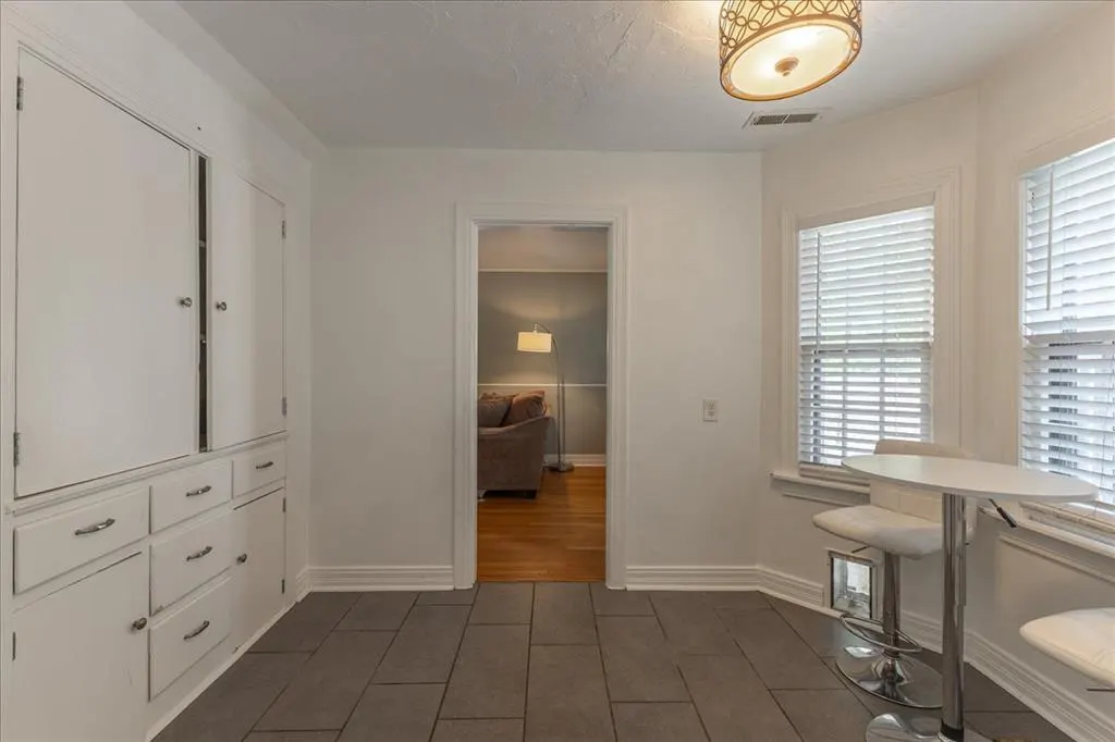 Photo 14 — 2115 NW 25th Street, Oklahoma City, OK 73107