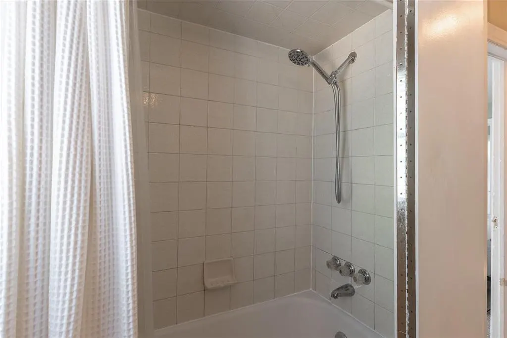 Photo 35 — 2115 NW 25th Street, Oklahoma City, OK 73107