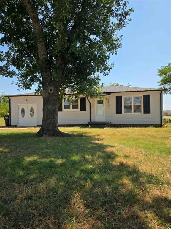 Photo 6 — 524 W 1st Street, Stroud, OK 74079