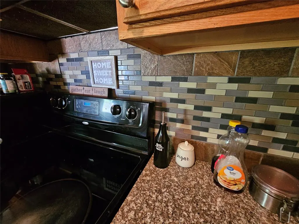 Photo 16 — 121 SW 16th Street, Oklahoma City, OK 73160