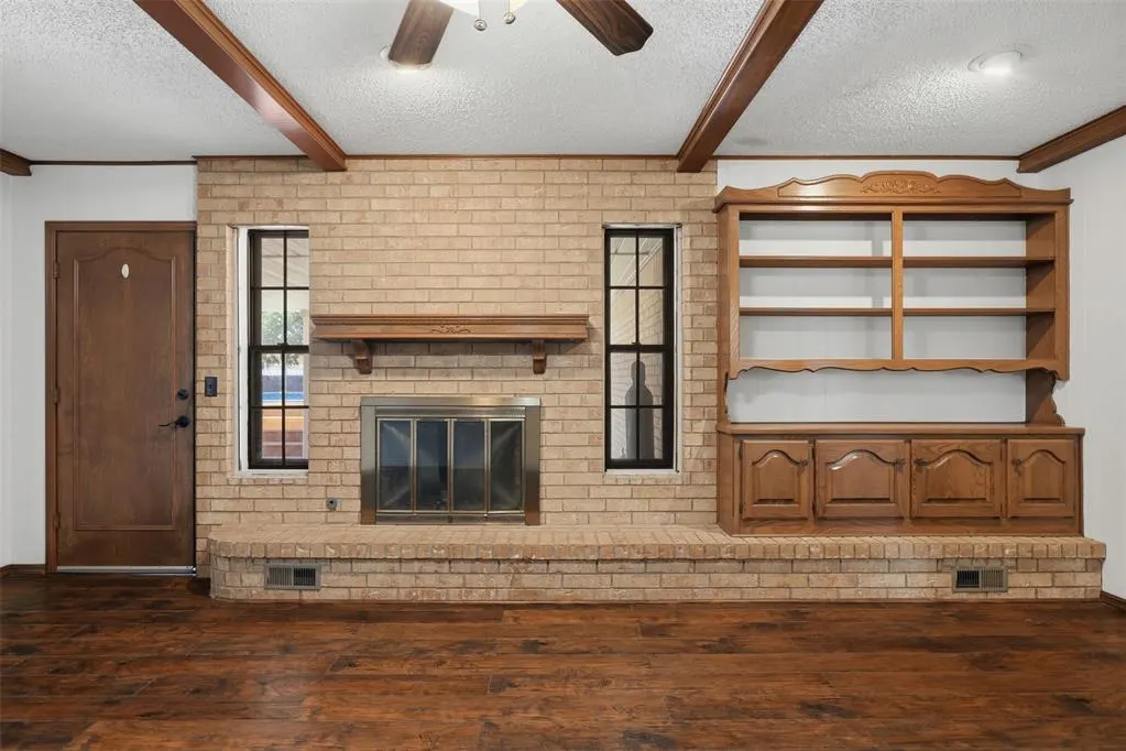 Photo 12 — 905 NW 33rd Street, Moore, OK 73160