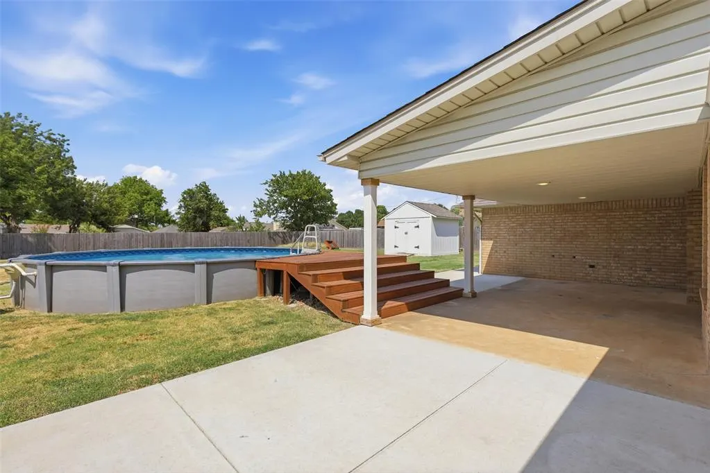 Photo 38 — 905 NW 33rd Street, Moore, OK 73160
