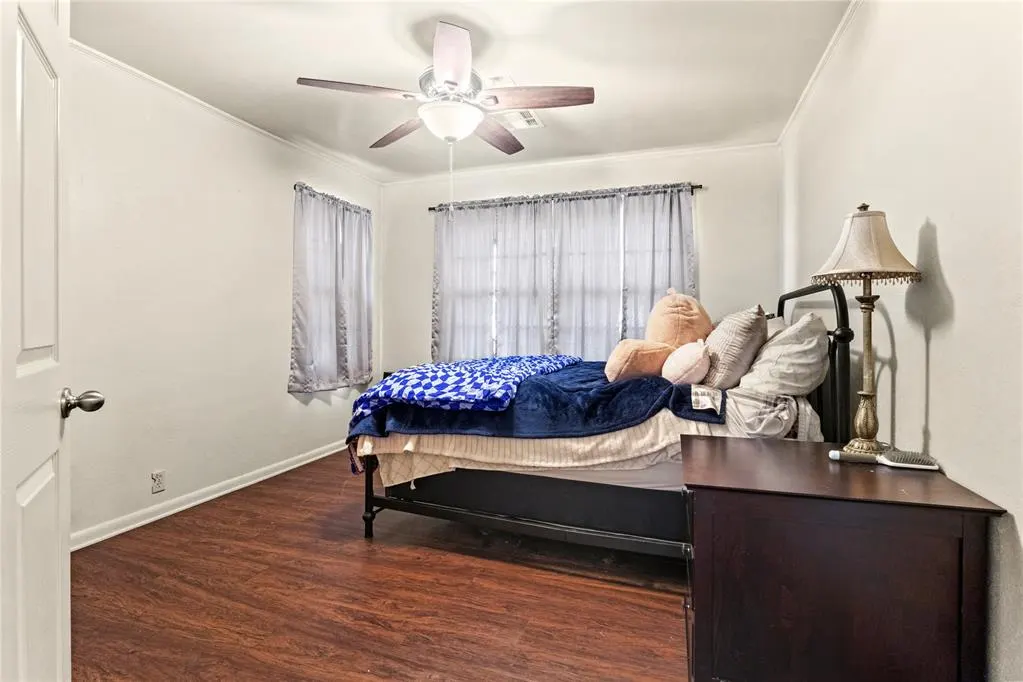 Photo 12 — 600 N Congress Street, Clinton, OK 73601