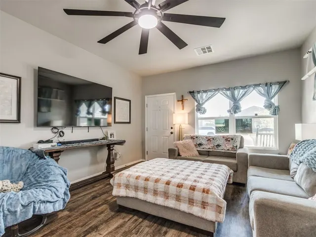 Photo 6 — 1325 Peridot Lane, Noble, OK 73068