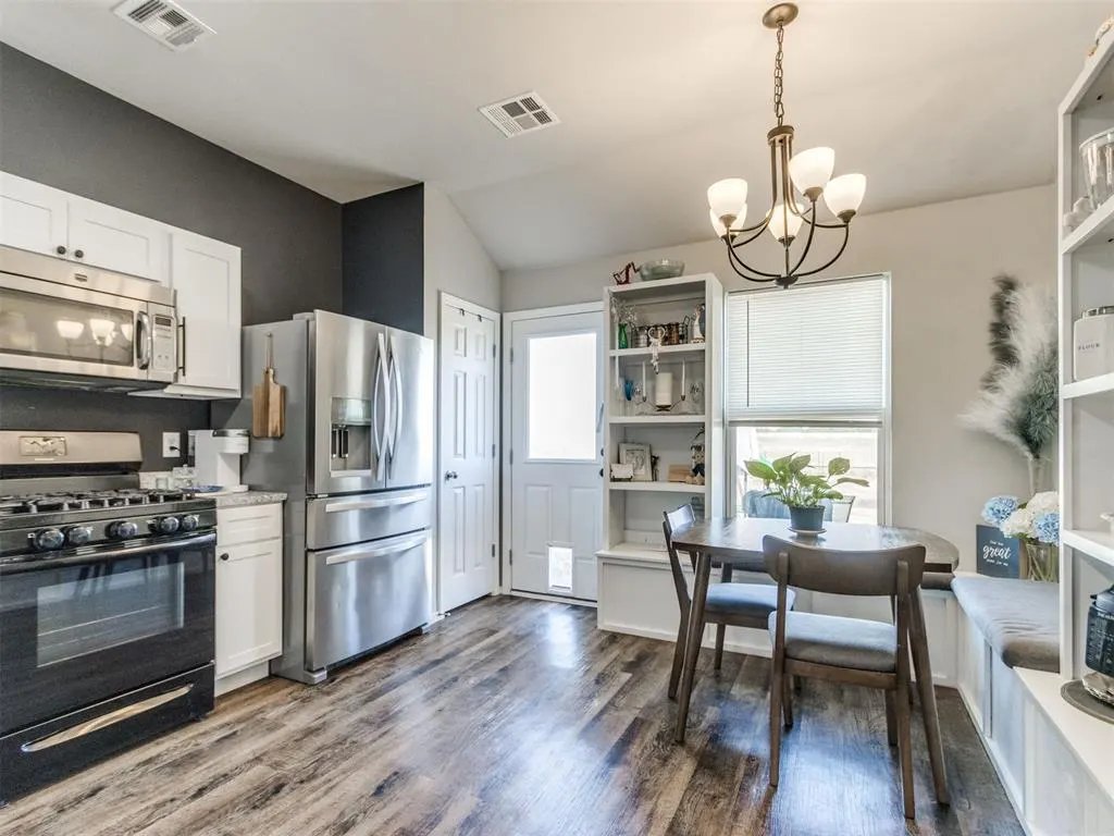 Photo 10 — 1325 Peridot Lane, Noble, OK 73068