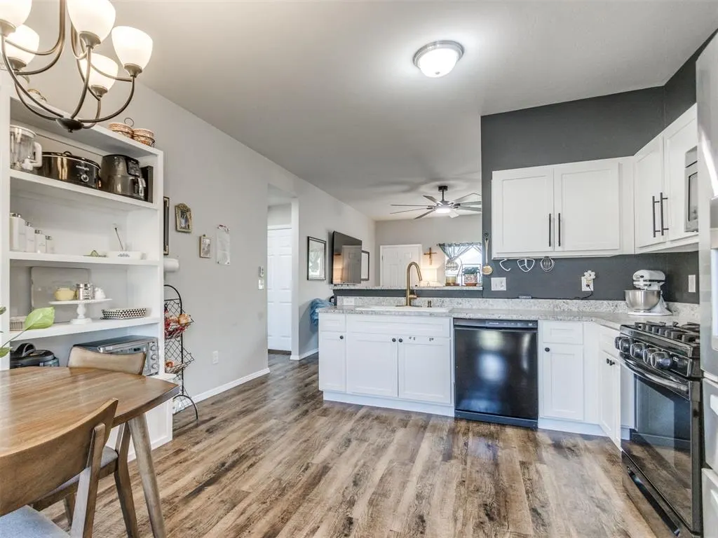 Photo 13 — 1325 Peridot Lane, Noble, OK 73068