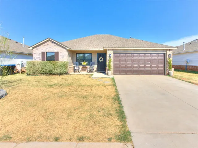 Photo 2 — 1325 Peridot Lane, Noble, OK 73068