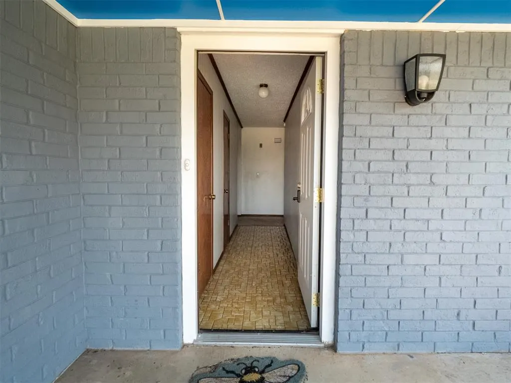 Photo 5 — 1216 Glenwood Drive, Moore, OK 73160