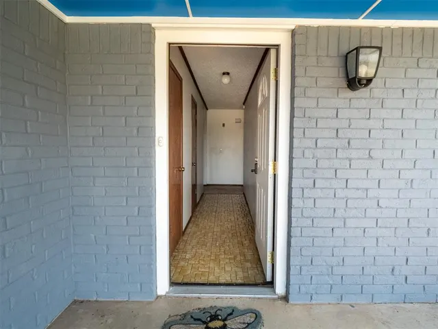 Photo 5 — 1216 Glenwood Drive, Moore, OK 73160