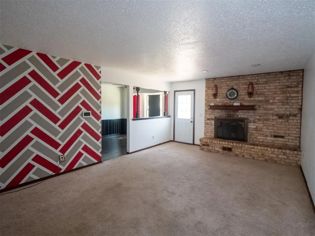 Photo 10 — 1216 Glenwood Drive, Moore, OK 73160