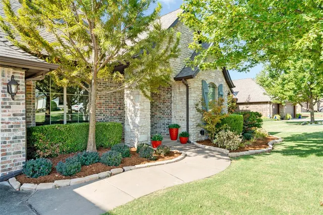 Photo 7 — 800 Tacoma Bridge Court, Edmond, OK 73034