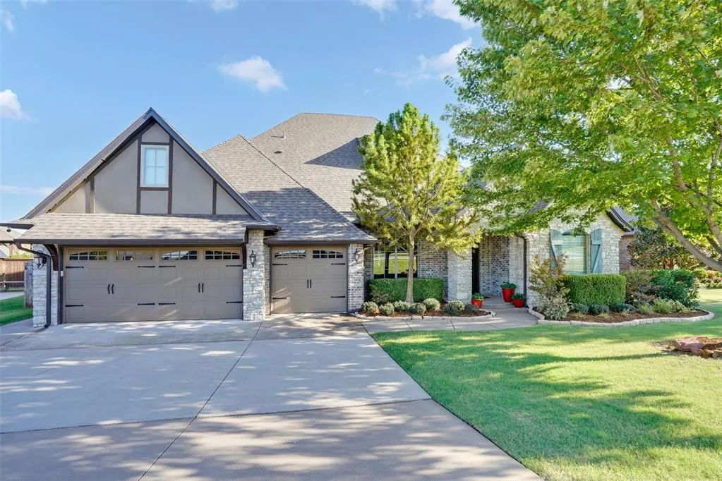 Photo 6 — 800 Tacoma Bridge Court, Edmond, OK 73034
