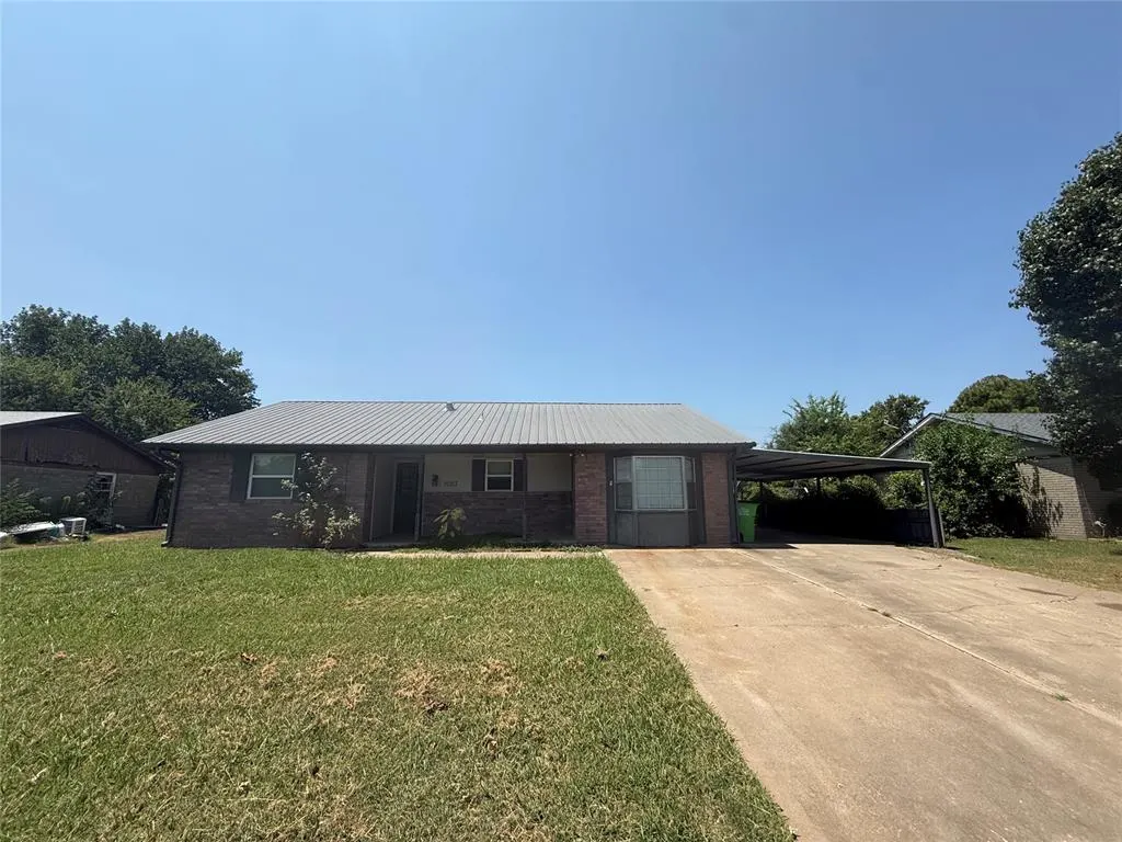 Front exterior — 1023 Meadowbrook Lane, Prague, OK 74864