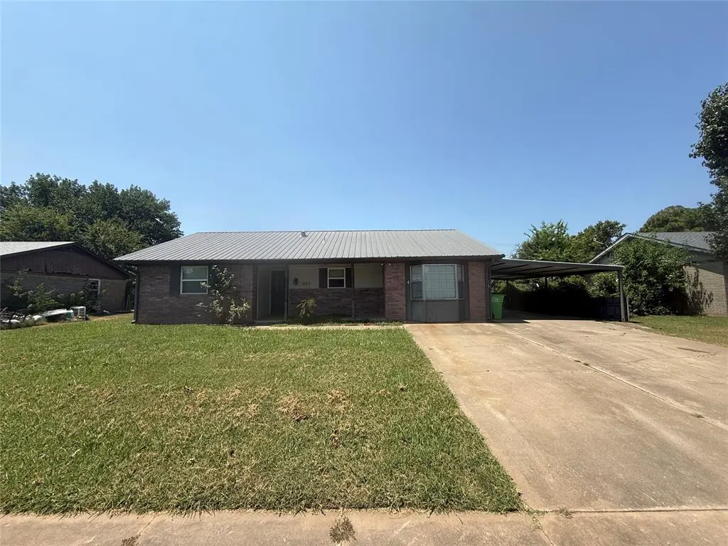 Photo 2 — 1023 Meadowbrook Lane, Prague, OK 74864