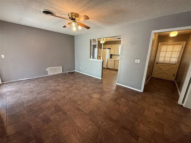 Photo 6 — 1023 Meadowbrook Lane, Prague, OK 74864