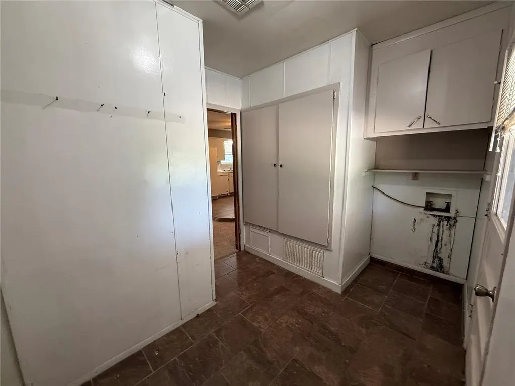 Photo 11 — 1023 Meadowbrook Lane, Prague, OK 74864