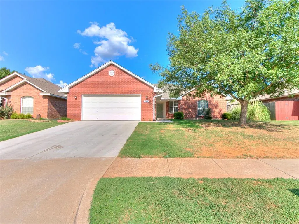 Front exterior — 1305 Melisa Drive, Norman, OK 73071