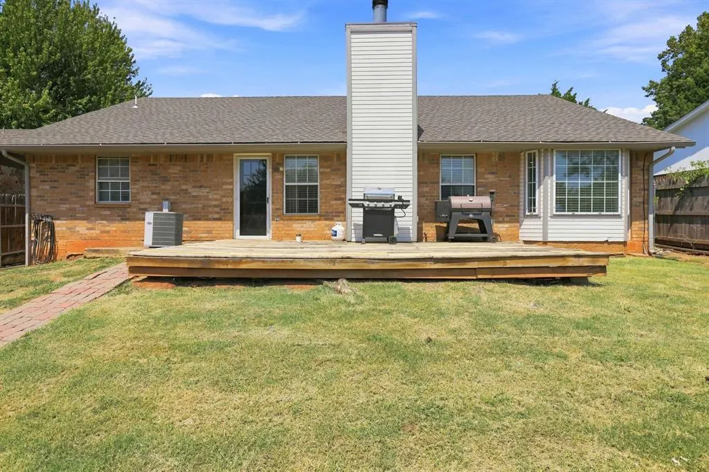 Photo 32 — 18412 Scarlet Oak Lane, Edmond, OK 73012