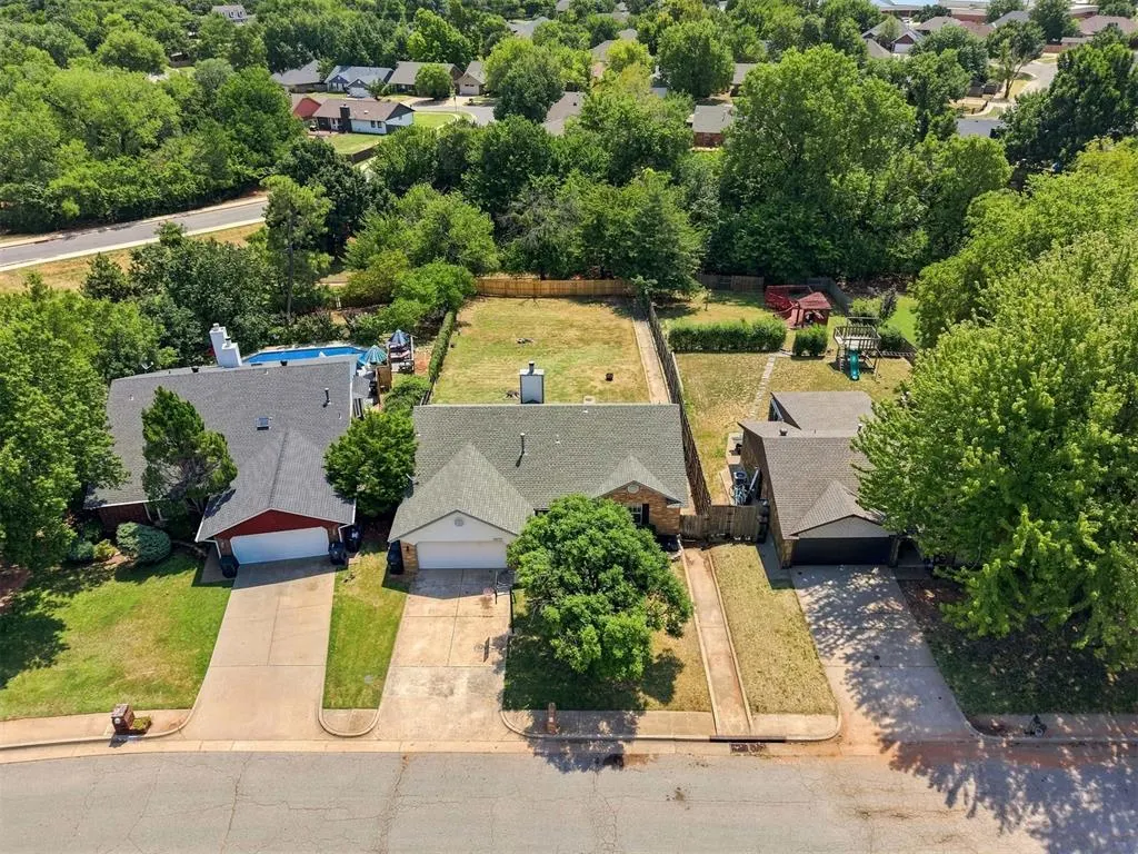 Photo 36 — 18412 Scarlet Oak Lane, Edmond, OK 73012