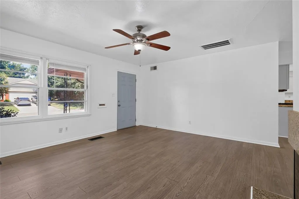 Photo 8 — 3028 N Tulsa Drive, Oklahoma City, OK 73107