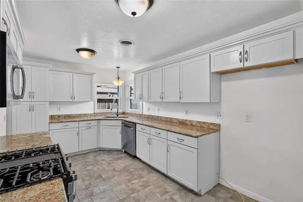 Photo 16 — 3028 N Tulsa Drive, Oklahoma City, OK 73107