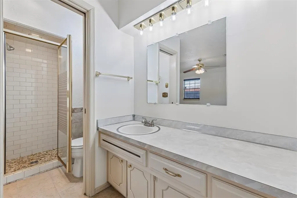 Photo 7 — 1209 NW 103rd Street, Oklahoma City, OK 73114
