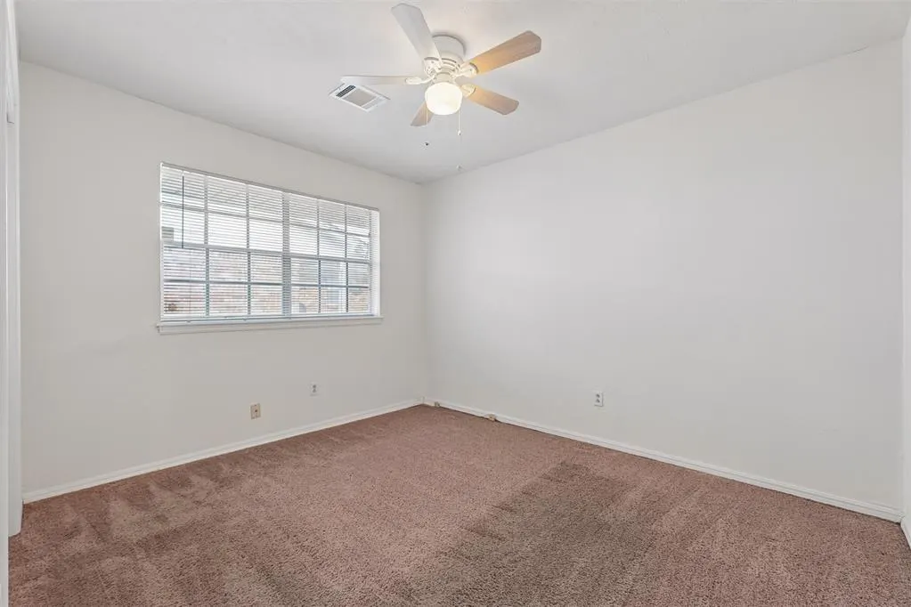 Photo 9 — 1209 NW 103rd Street, Oklahoma City, OK 73114