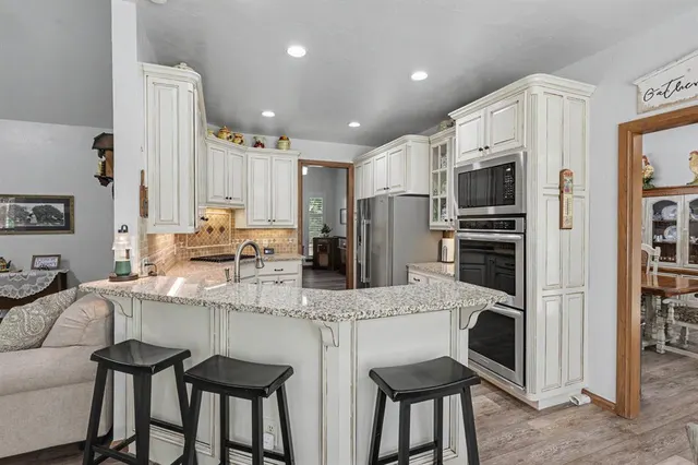 Photo 4 — 1112 N Creek Drive, Edmond, OK 73034