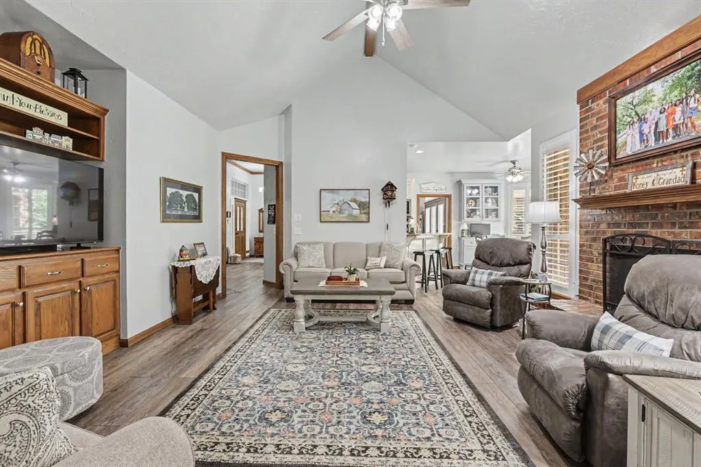 Photo 12 — 1112 N Creek Drive, Edmond, OK 73034