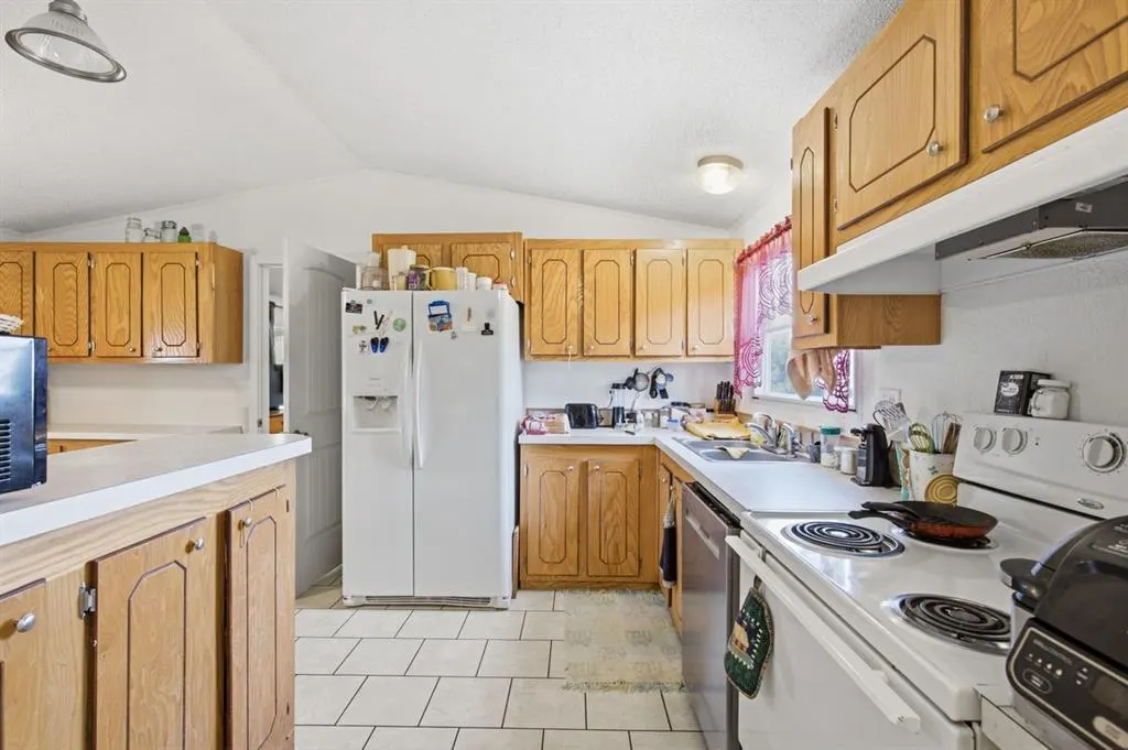Photo 11 — 316 1st Street, Wanette, OK 74878