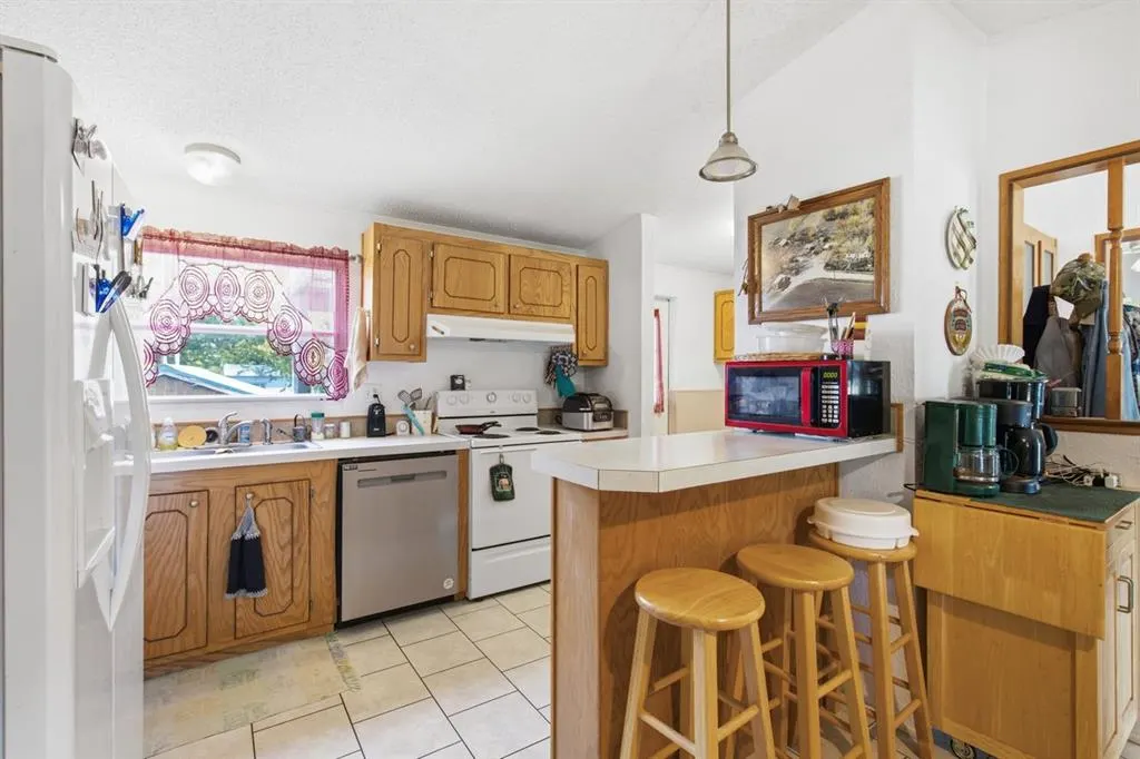 Photo 12 — 316 1st Street, Wanette, OK 74878
