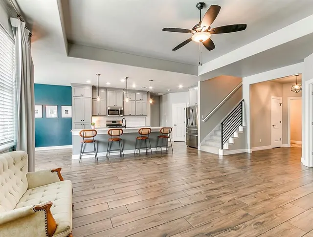 Photo 6 — 12928 Firerock Circle, Oklahoma City, OK 73142