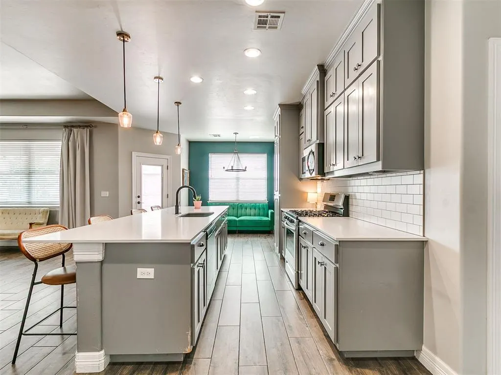 Photo 8 — 12928 Firerock Circle, Oklahoma City, OK 73142