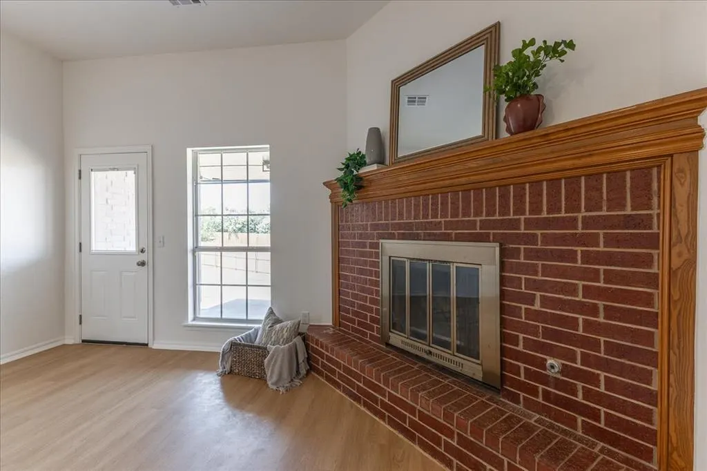 Photo 8 — 8901 Woodbend Drive, Oklahoma City, OK 73135