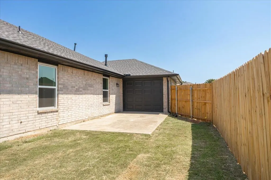 Photo 26 — 8901 Woodbend Drive, Oklahoma City, OK 73135