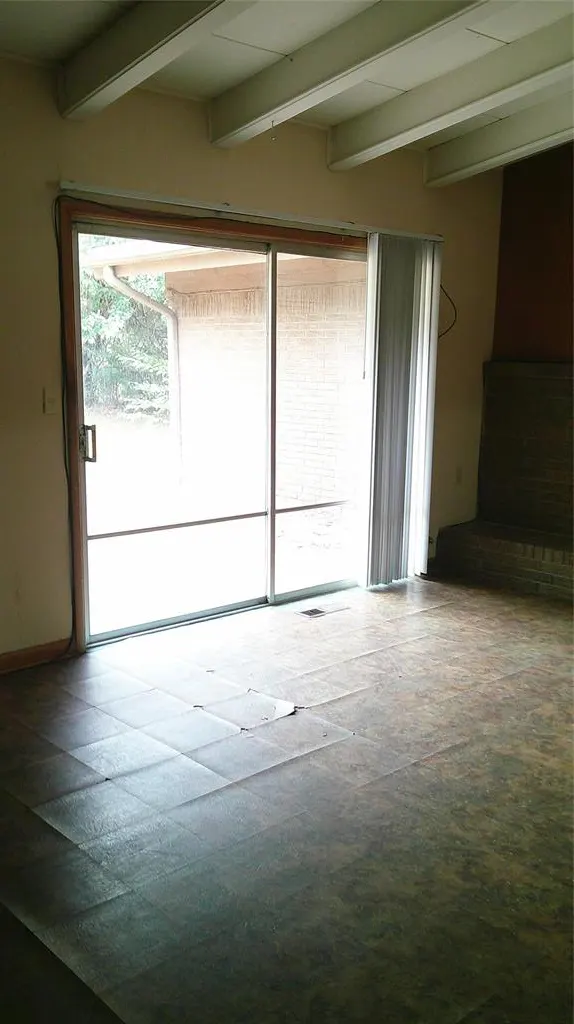 Photo 7 — 1621 Cinderella Avenue, Norman, OK 73072