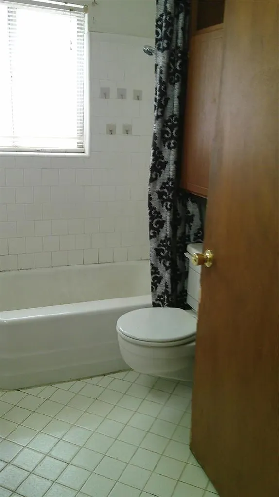 Photo 8 — 1621 Cinderella Avenue, Norman, OK 73072