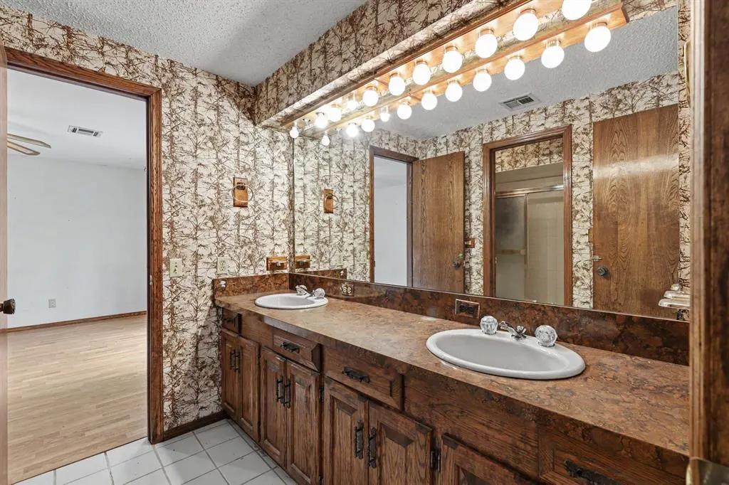 Photo 16 — 1808 Brookhaven Boulevard, Norman, OK 73072